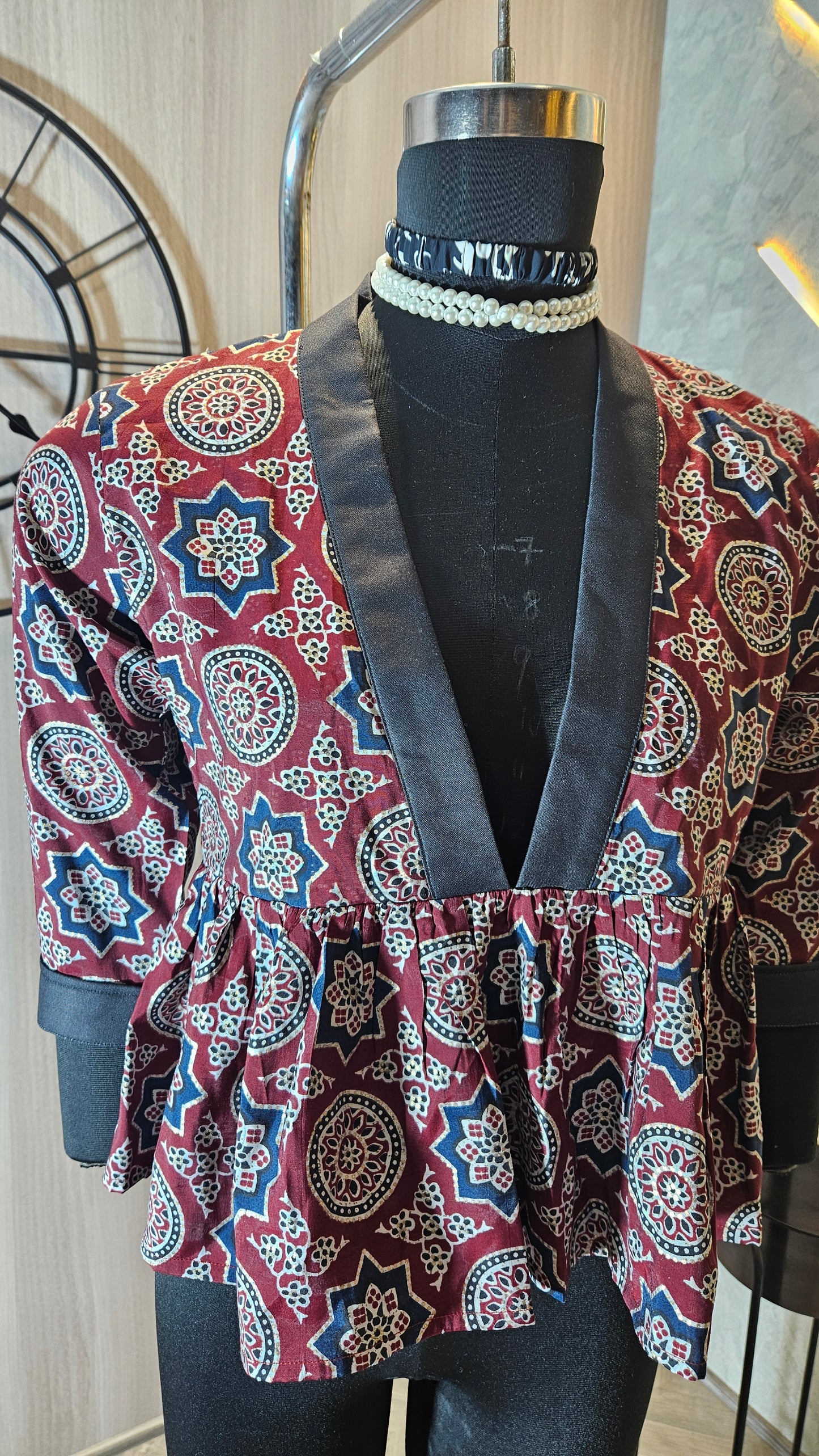 07-T-HOB premium women’s printed cotton top – Made in India