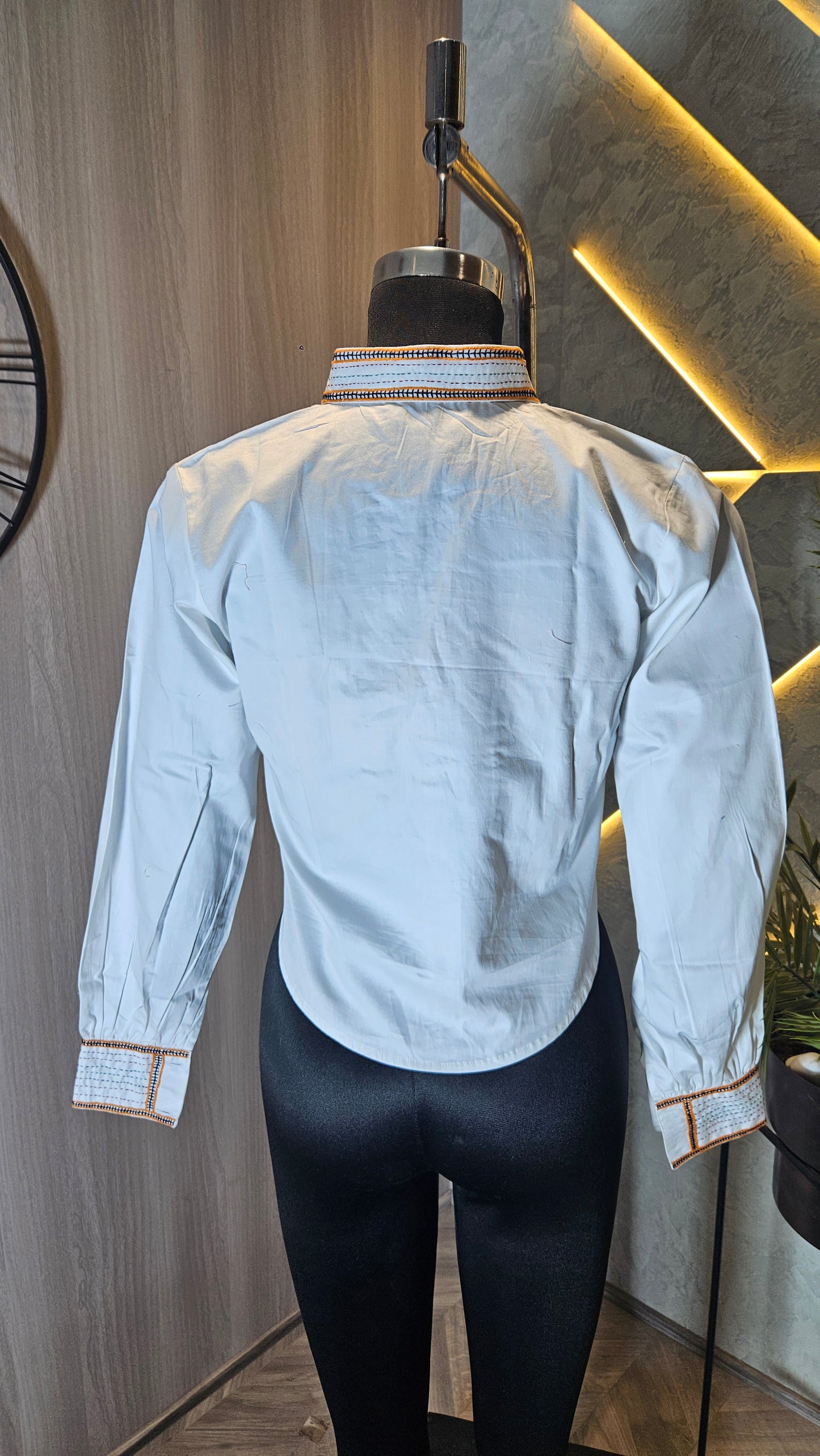 013-S-HOB premium women’s cotton shirt – Made in India