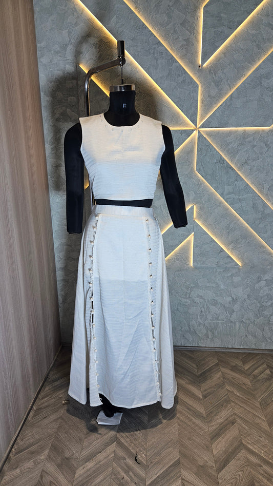 026-C-HOB Elegant Handwoven Cotton Crop Top – Sleeveless, Off-White – Made in India