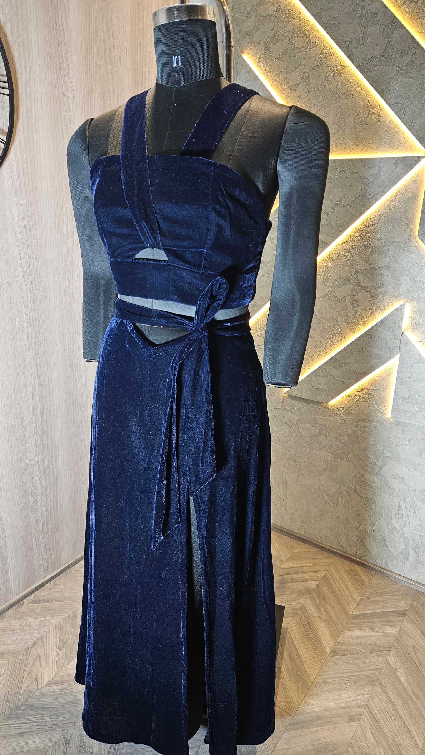 027-C-HOB Elegant Navy Blue Velvet Crop Top with High-Slit Skirt – Made in India