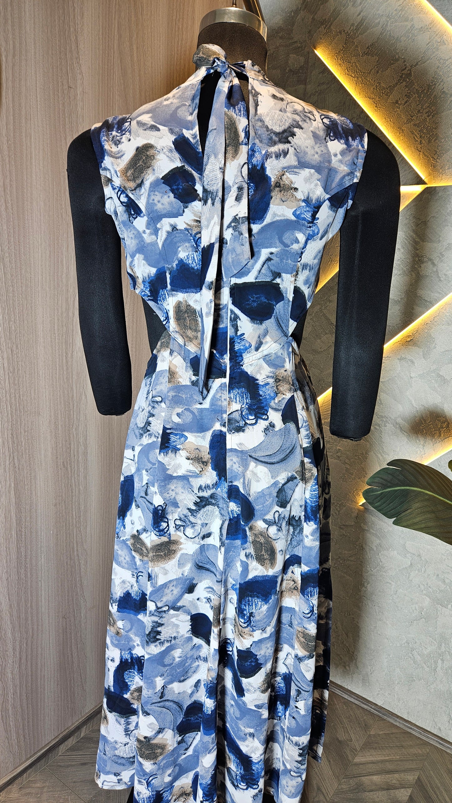 057-D-HOB Elegant Abstract Print Sleeveless A-Line Dress – Made in India