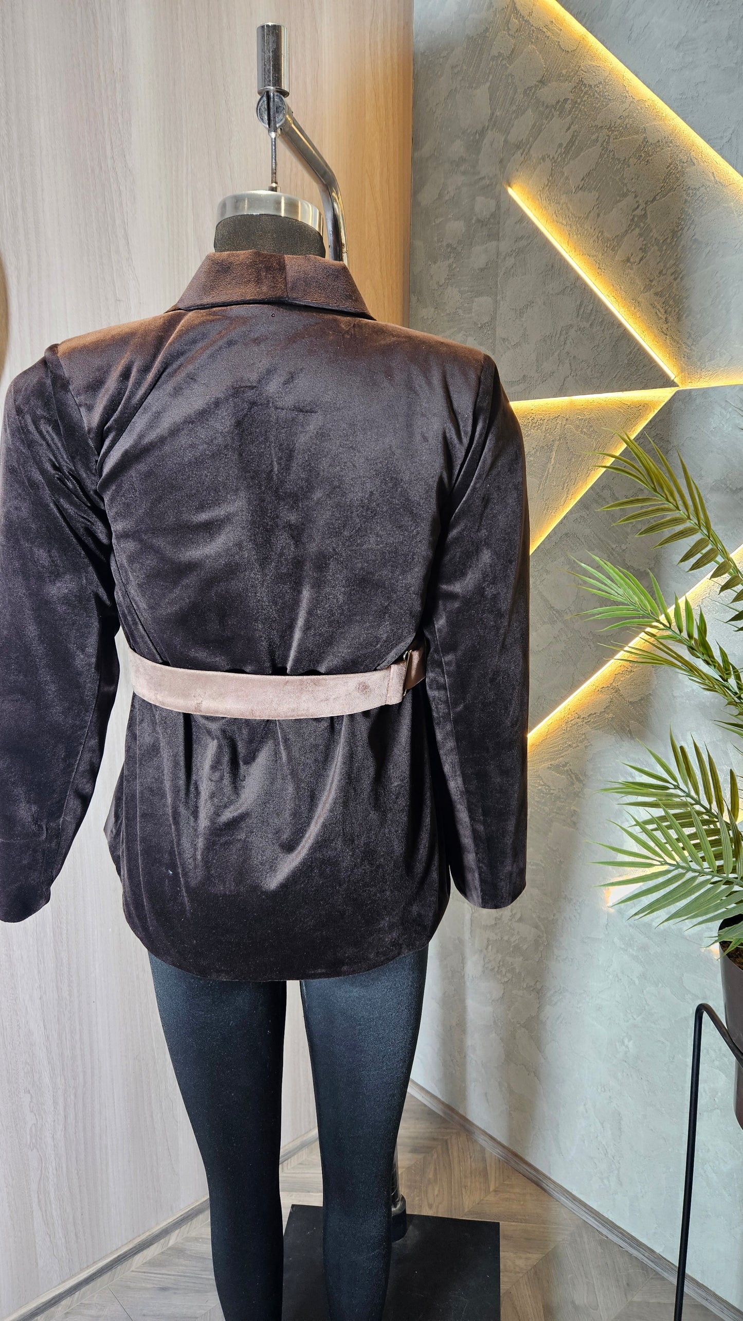 0118-J-HOB-Women's Premium Velvet Blazer Top - Made in India