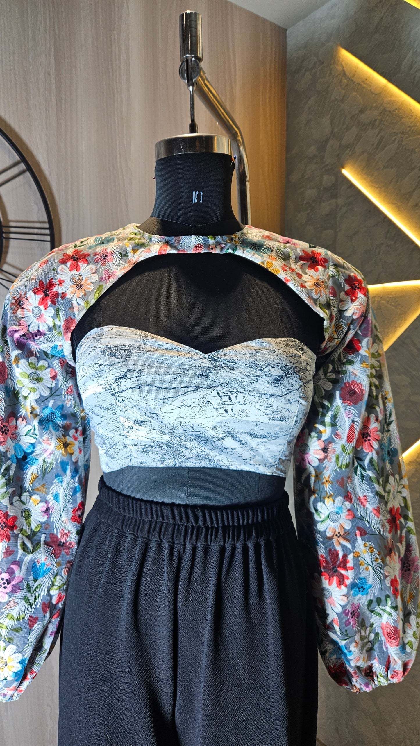 0152-CAPE-HOB-Women's Floral Shrug with Strapless Textured Crop Top- Made in India