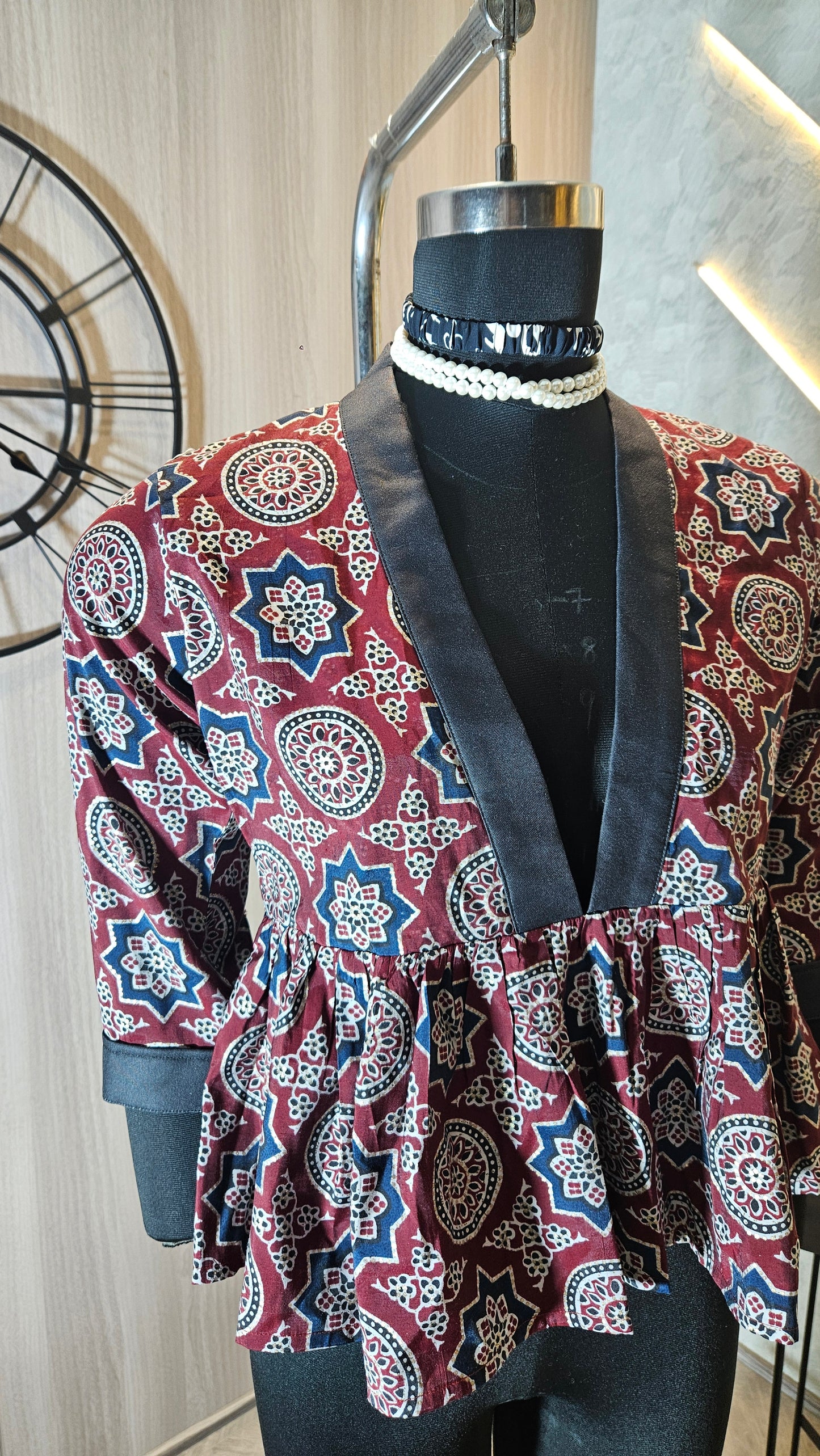 07-T-HOB premium women’s printed cotton top – Made in India