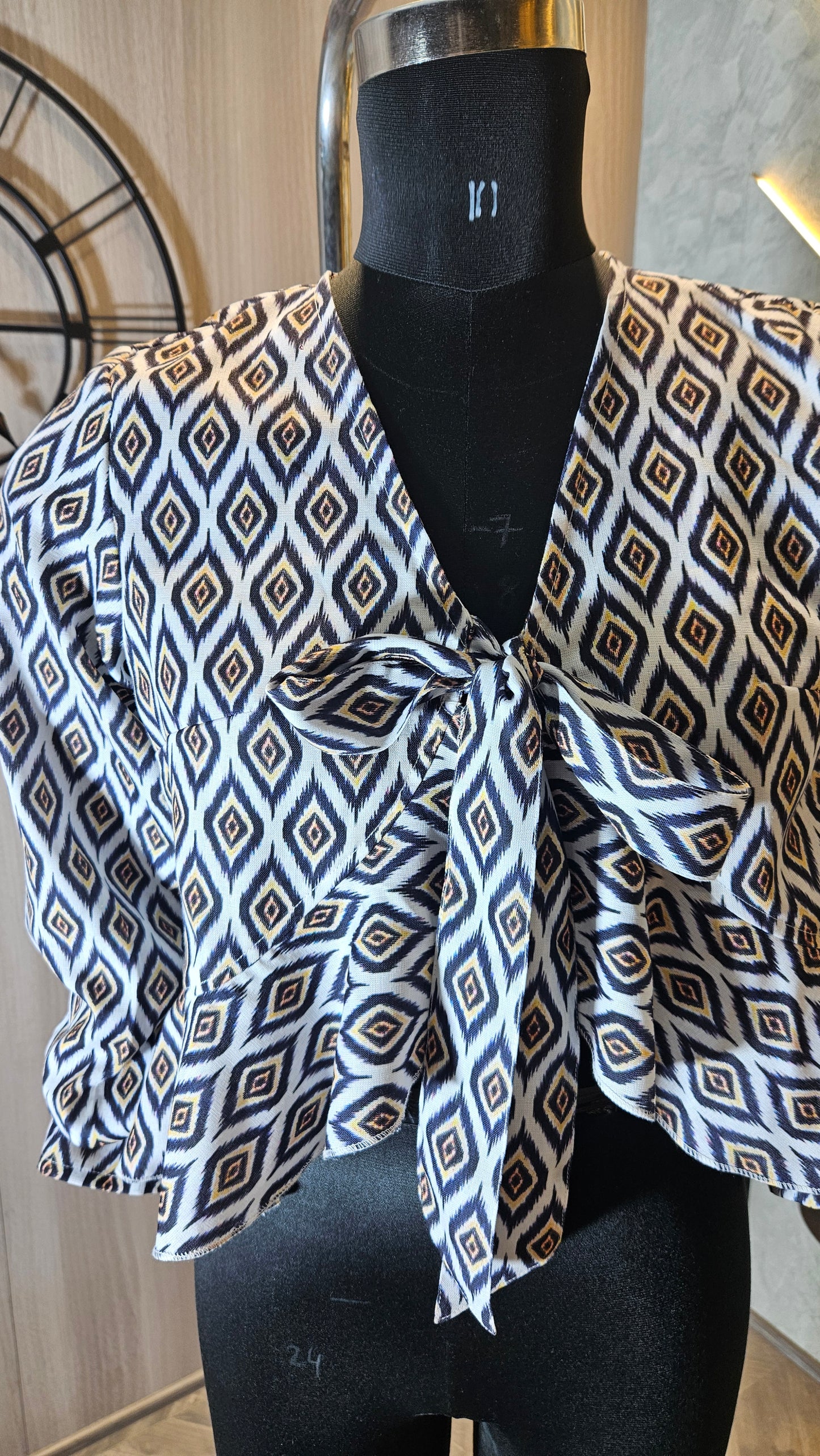 010-T-HOB stylish women’s printed top – Made in India