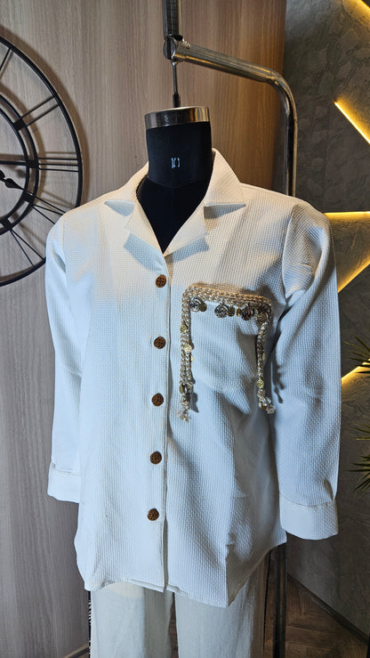 016-S-HOB elegant women’s white cotton top – Made in India