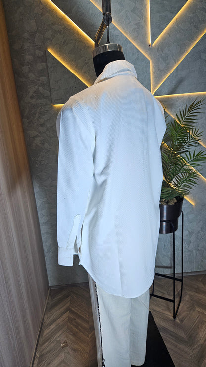 016-S-HOB elegant women’s white cotton top – Made in India