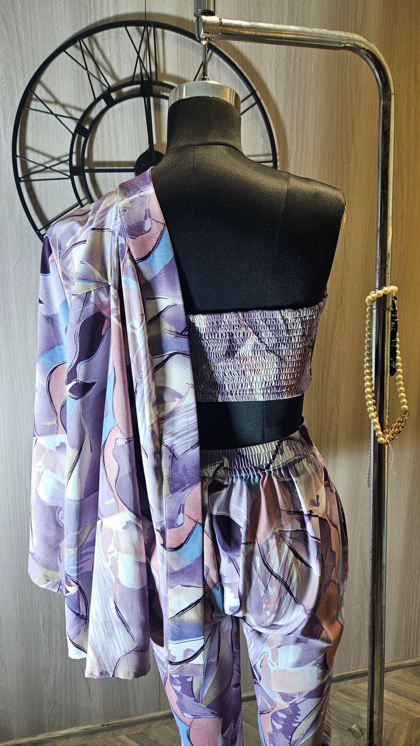 017-C-HOB Women's stylish three-piece co-ord set – Made in India