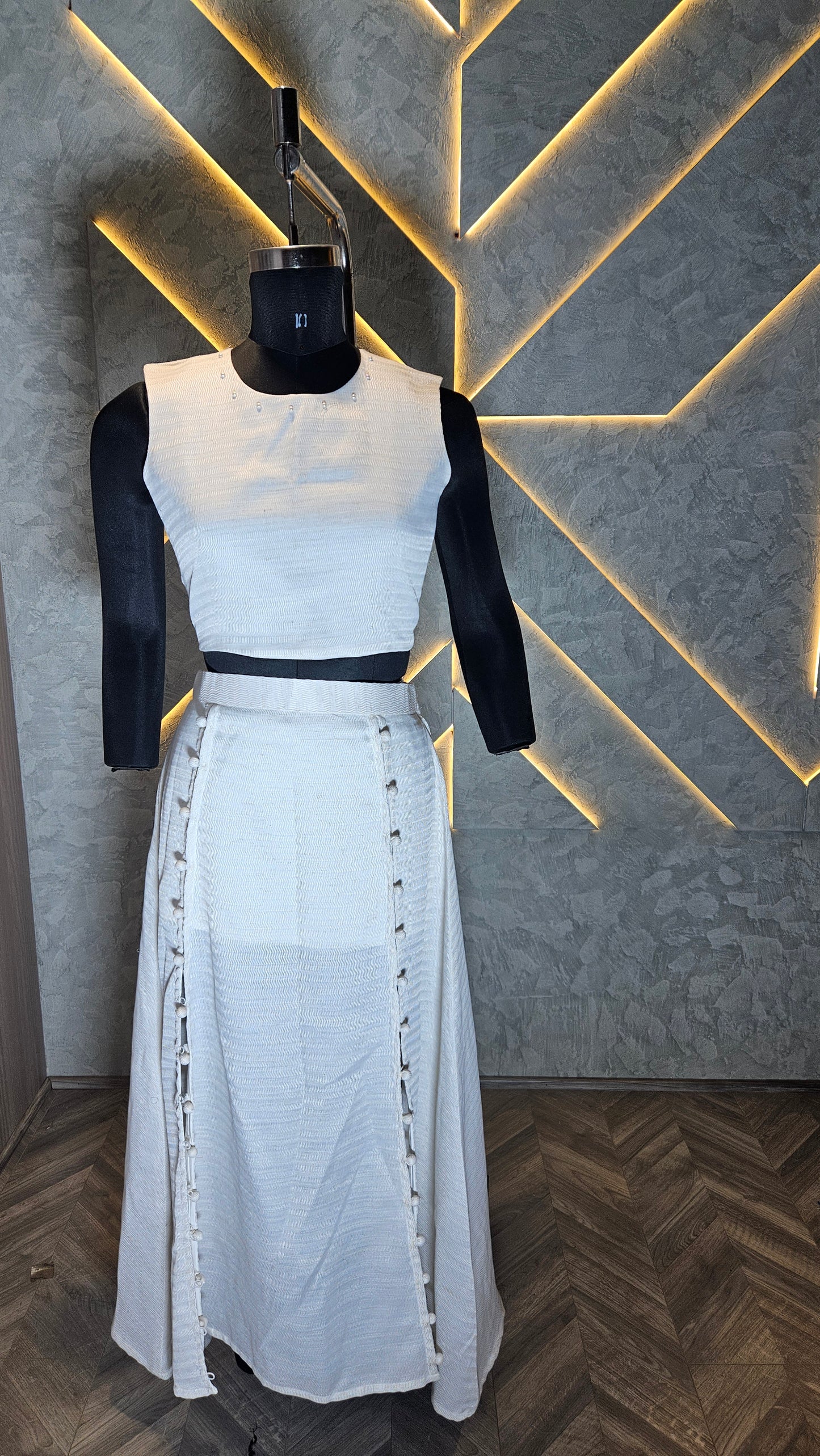 026-C-HOB Elegant Handwoven Cotton Crop Top – Sleeveless, Off-White – Made in India