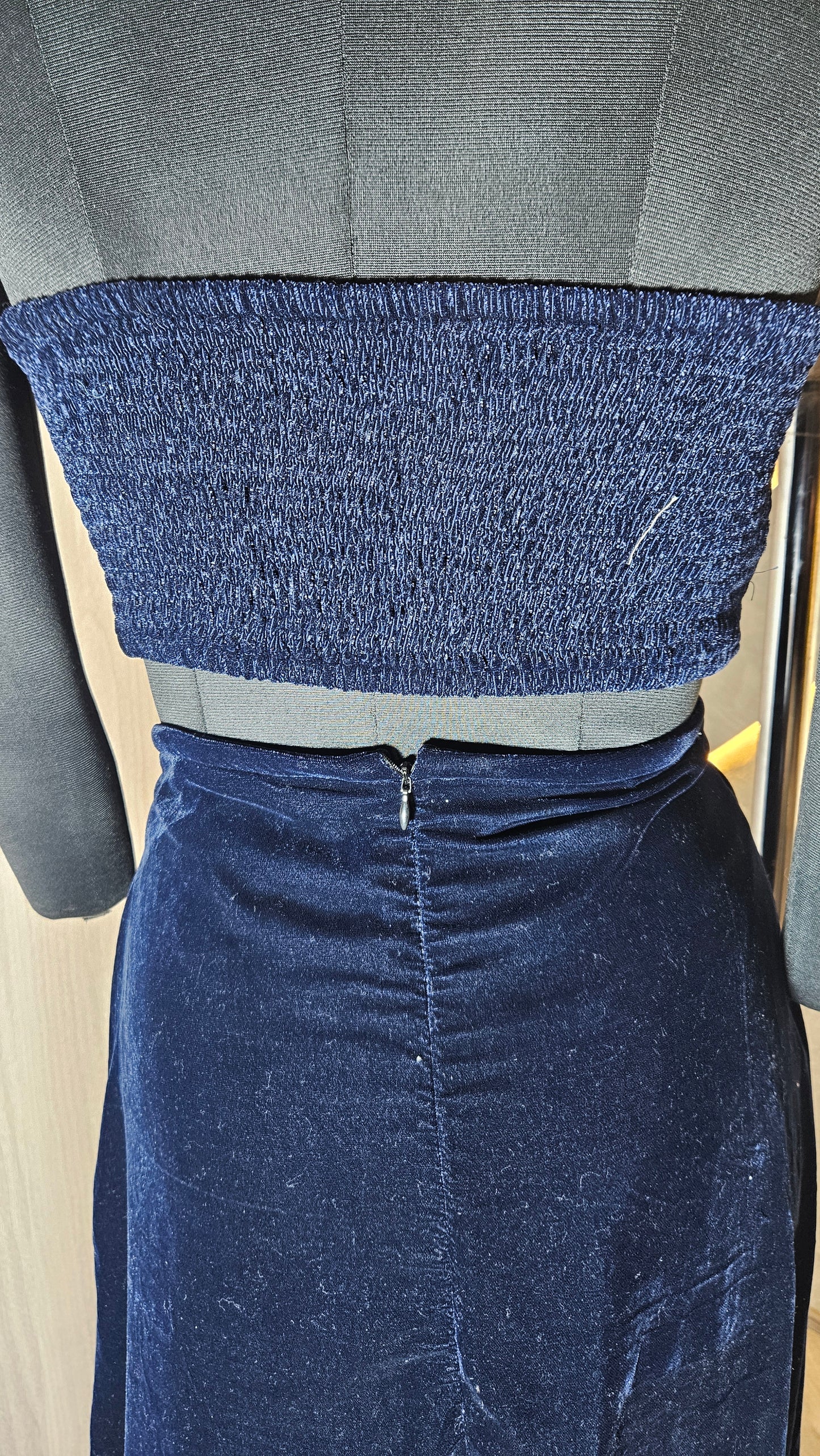 027-C-HOB Elegant Navy Blue Velvet Crop Top with High-Slit Skirt – Made in India