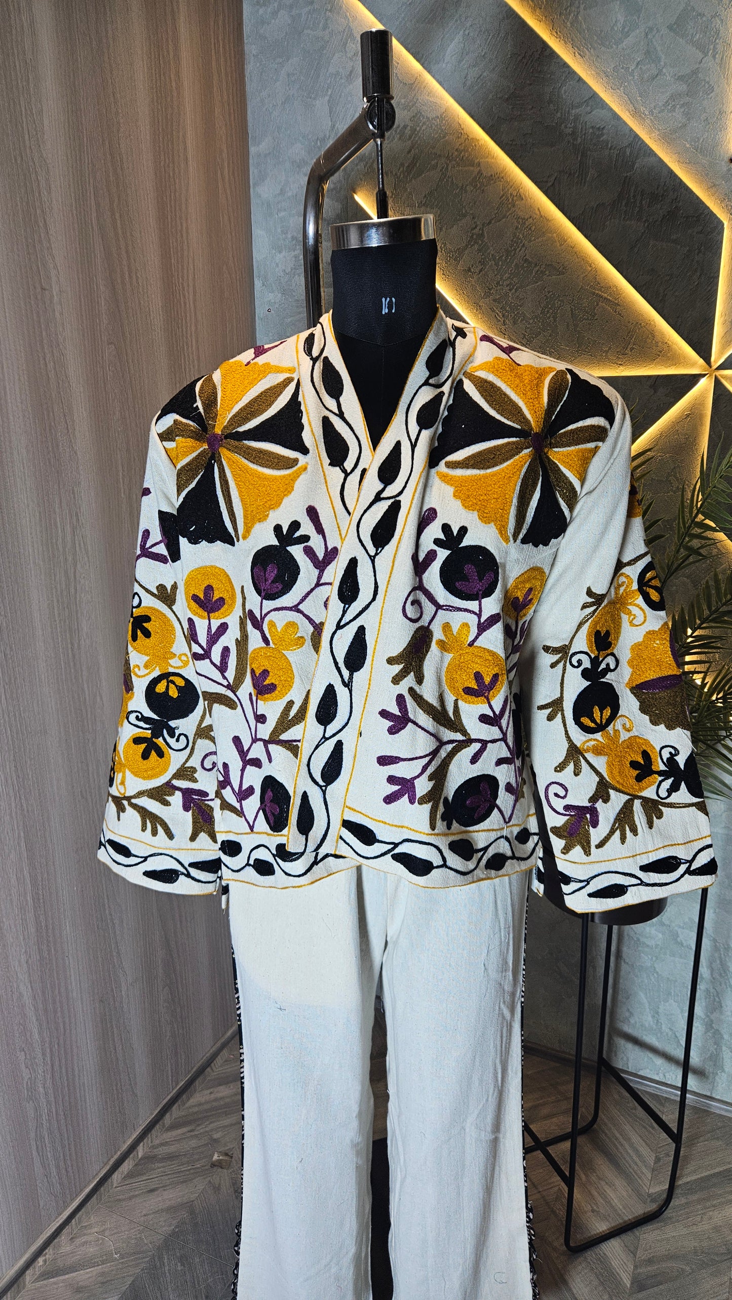 030-J-HOB Hand-Embroidered Bohemian Cotton Jacket – Made in India