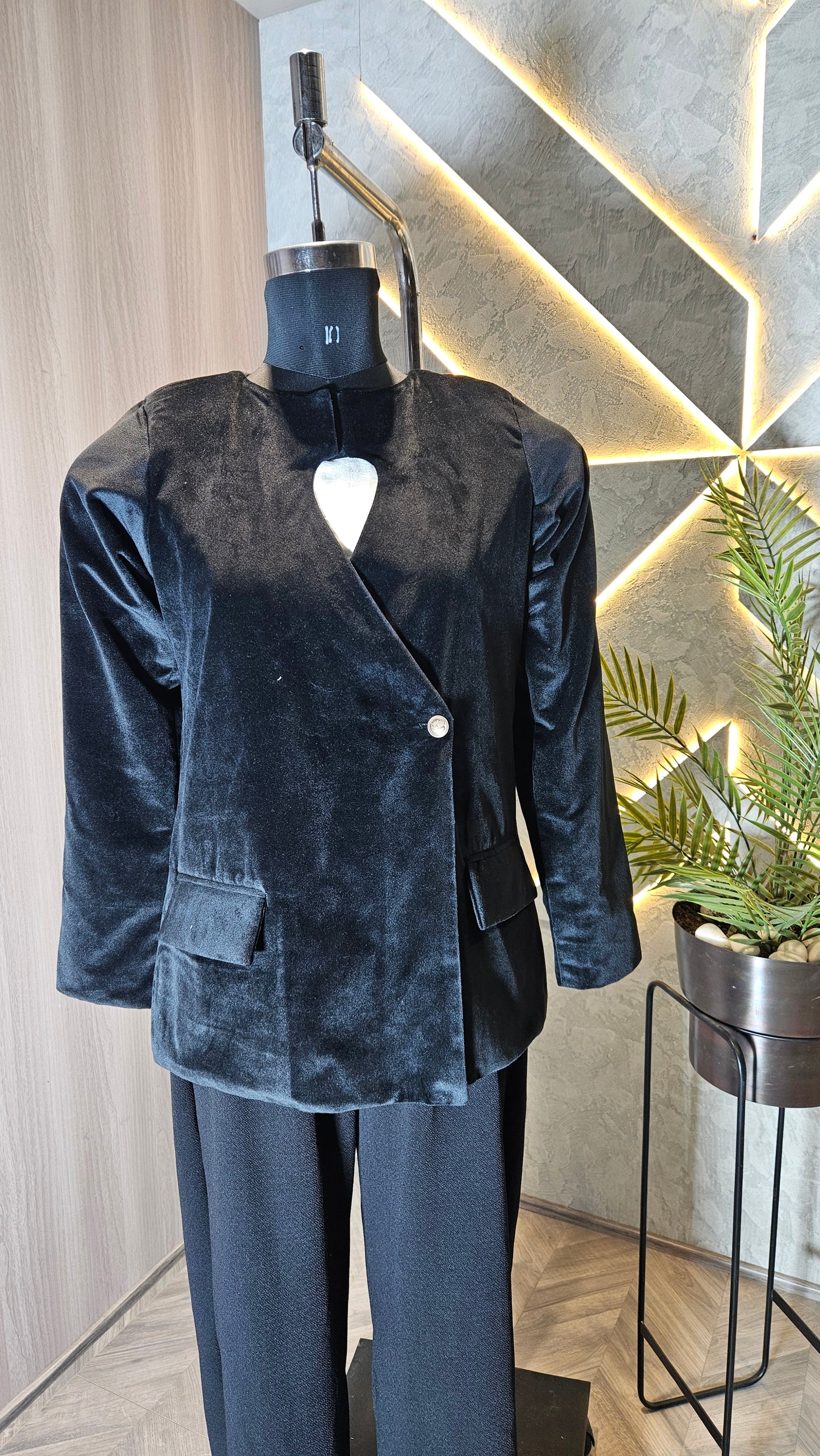 047-J-HOB : Women's Velvet Asymmetrical Blazer Top – Made in India