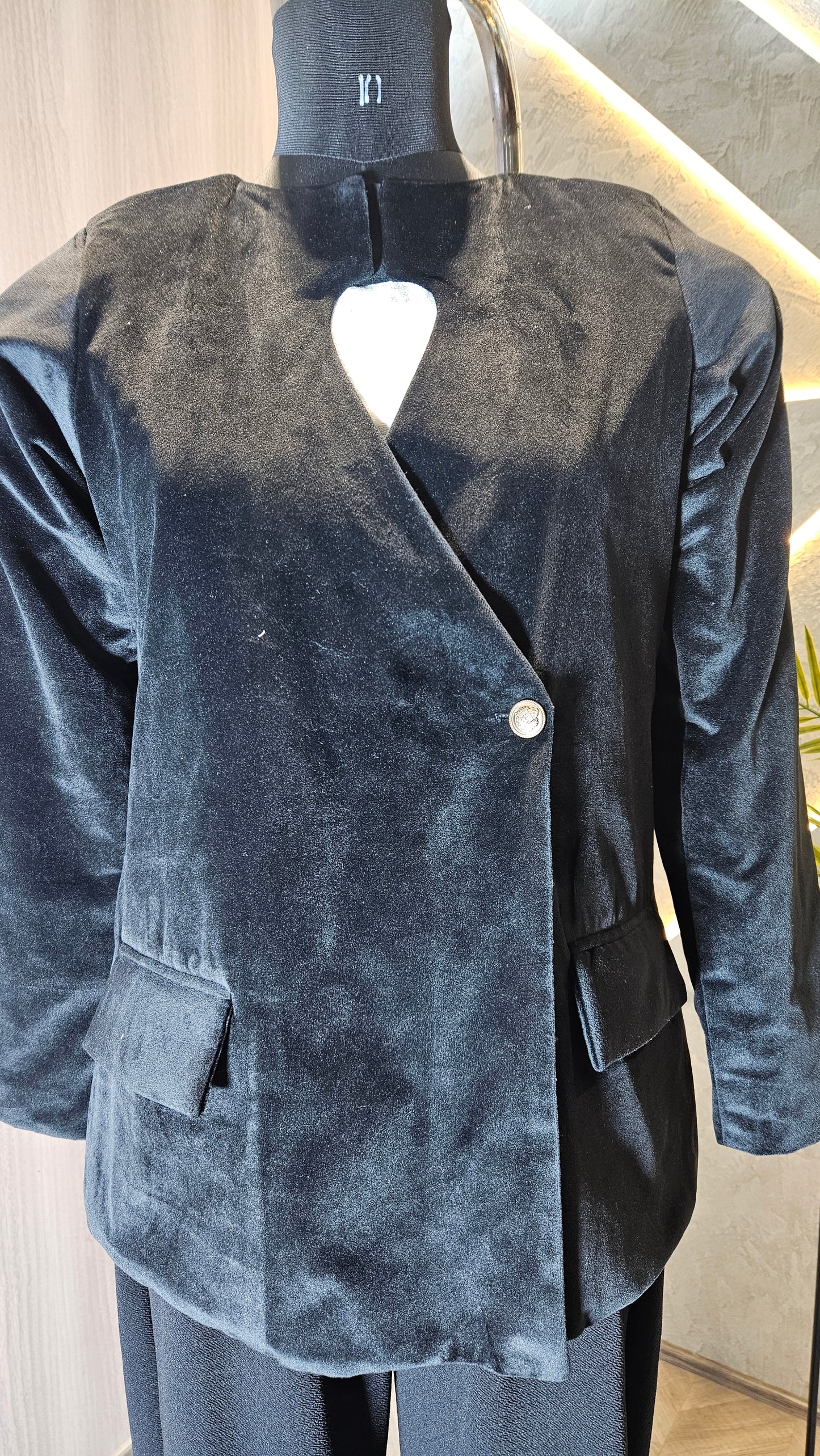 047-J-HOB : Women's Velvet Asymmetrical Blazer Top – Made in India