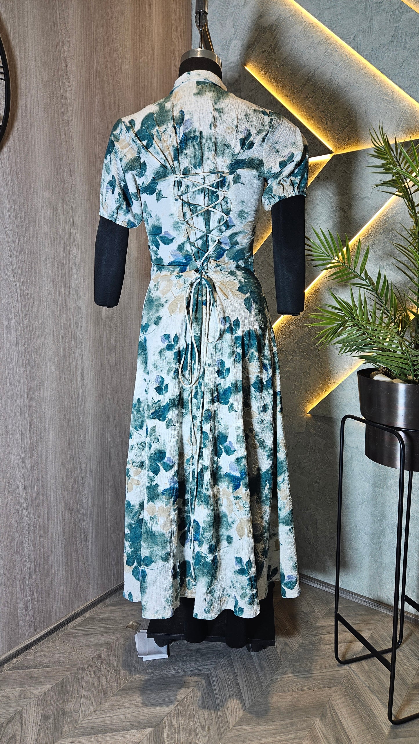 053-D-HOB Elegant Floral Print A-Line Midi Dress – Made in India