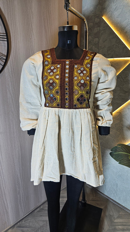 061-D-HOB exquisite handcrafted ethnic top  – Made in India