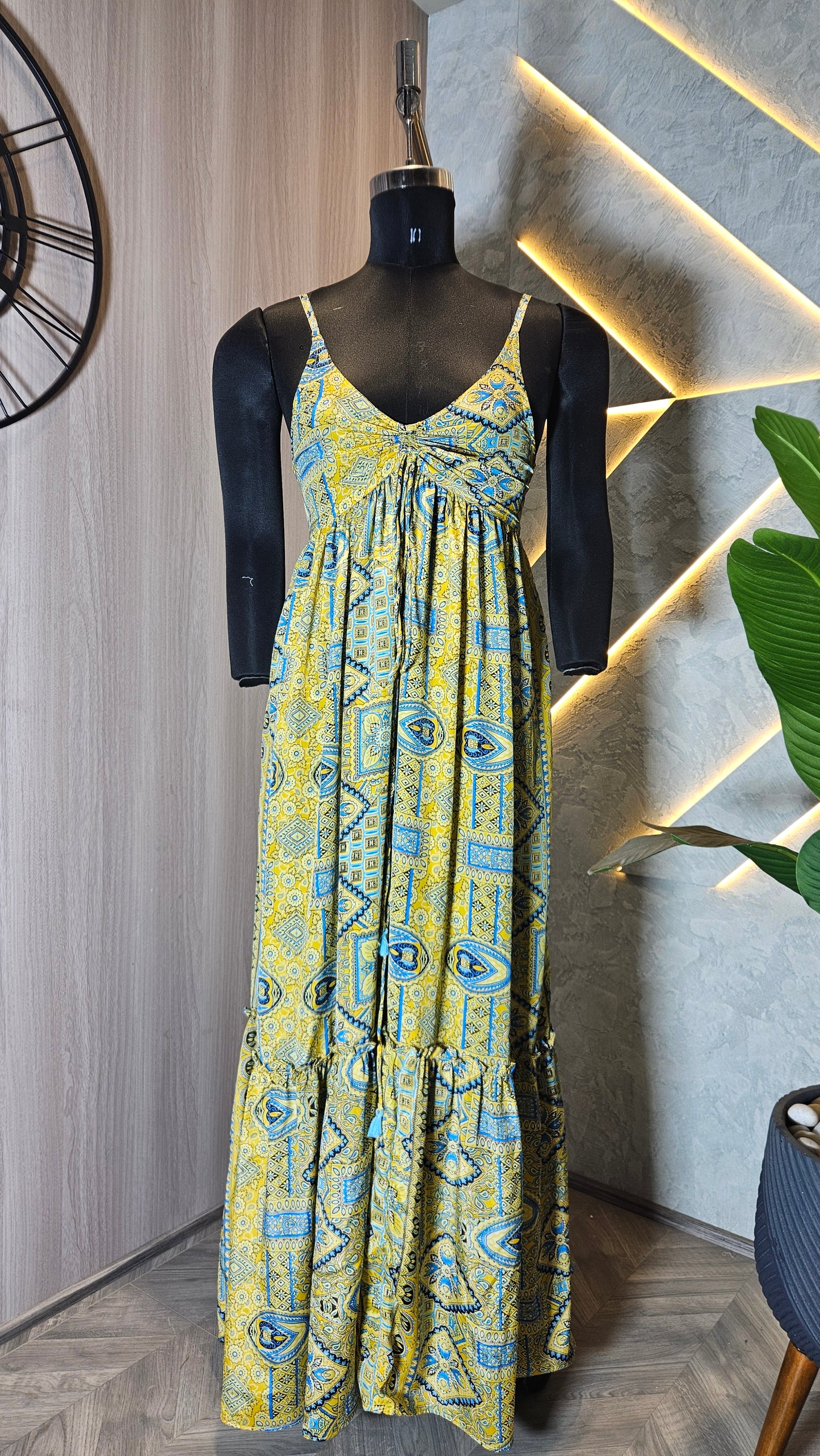 068-D-HOB Handcrafted Embroidered Boho Cotton Top – Made in India