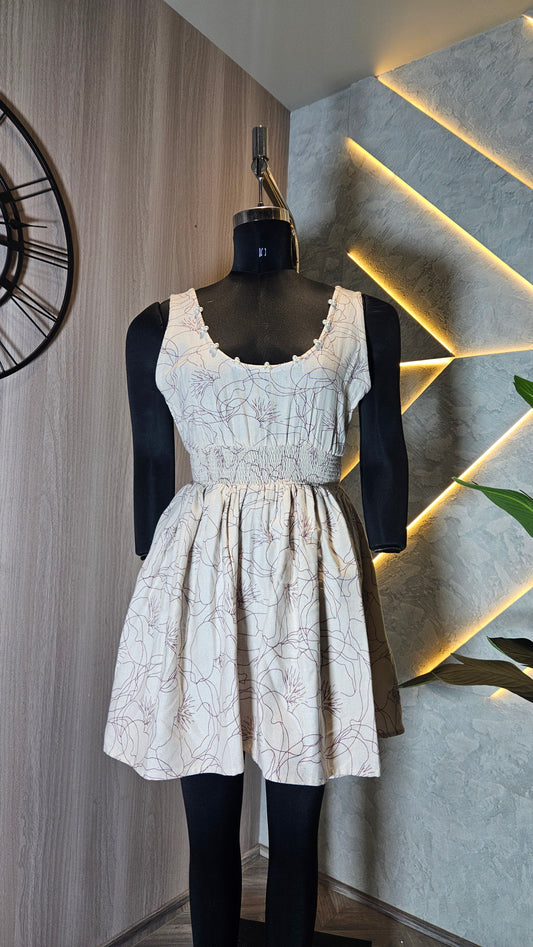 082-D-HOB Women's Sleeveless Smocked Bodice Floral Cotton Top – Made in India