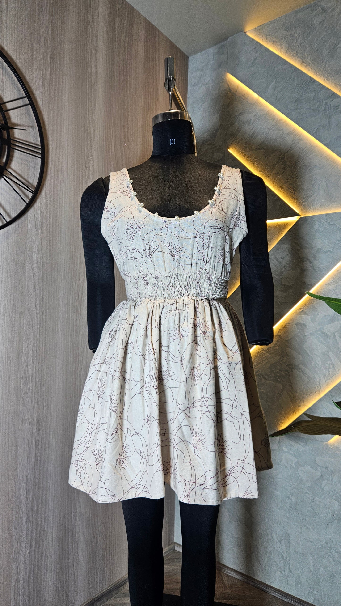 082-D-HOB Women's Sleeveless Smocked Bodice Floral Cotton Top – Made in India