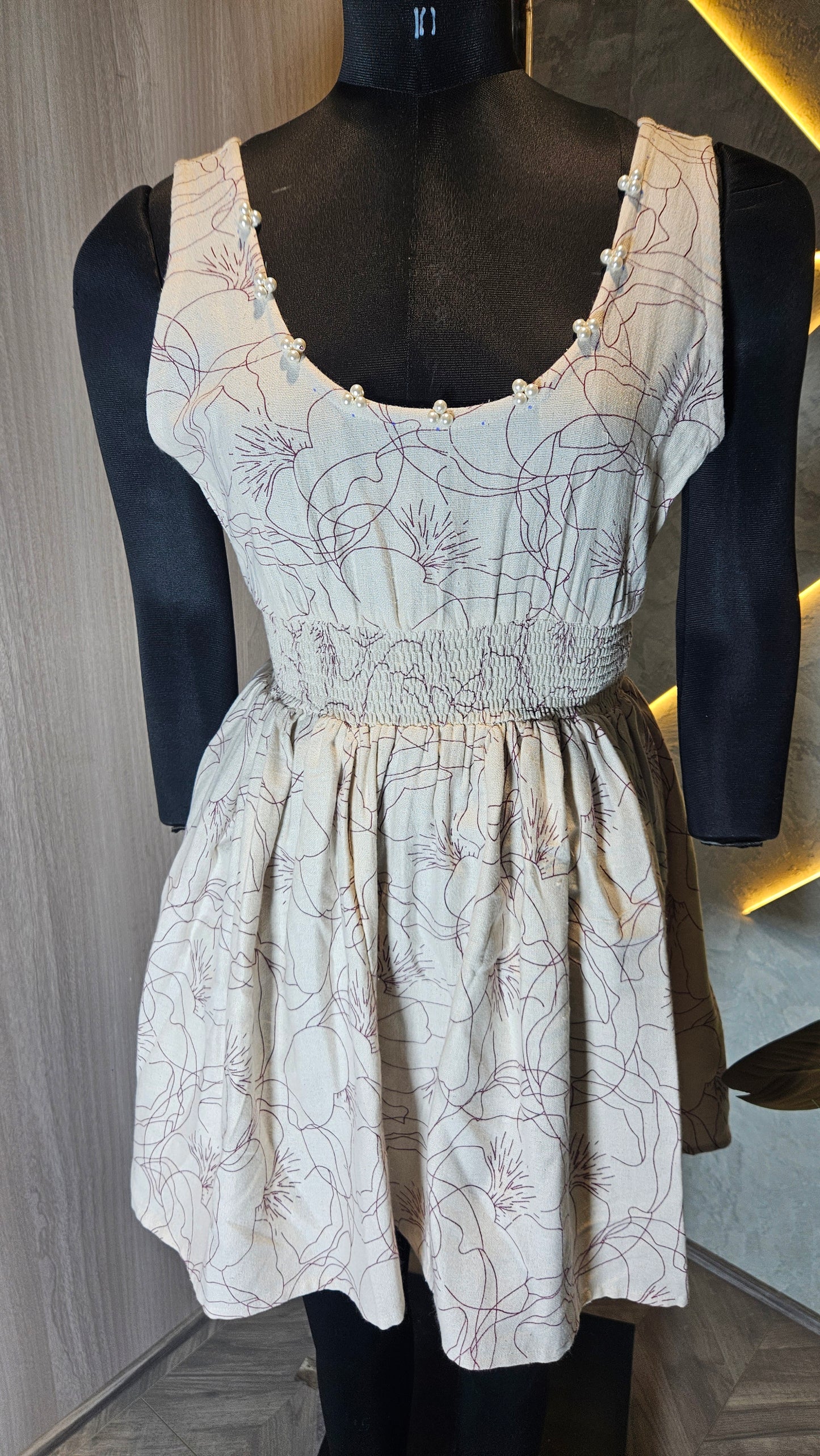 082-D-HOB Women's Sleeveless Smocked Bodice Floral Cotton Top – Made in India