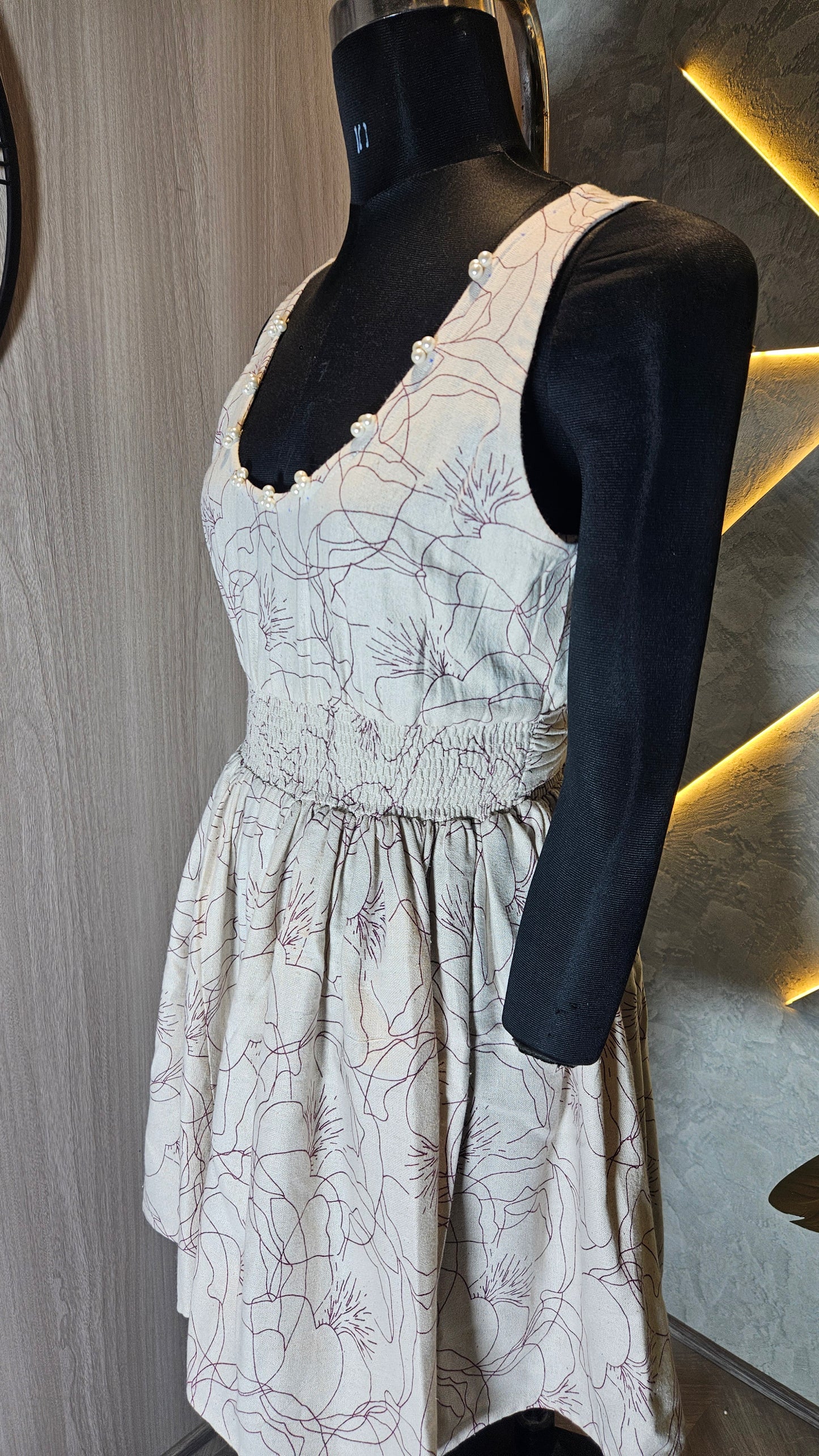 082-D-HOB Women's Sleeveless Smocked Bodice Floral Cotton Top – Made in India