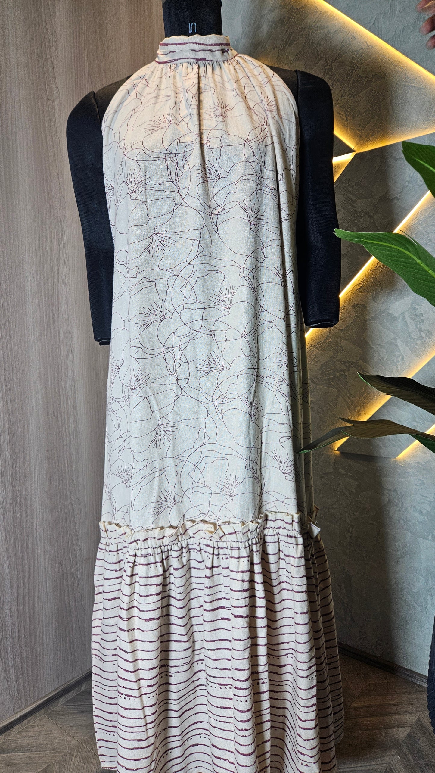 083-D-HOB Handcrafted Cotton Halter Neck Maxi Dress – Made in India