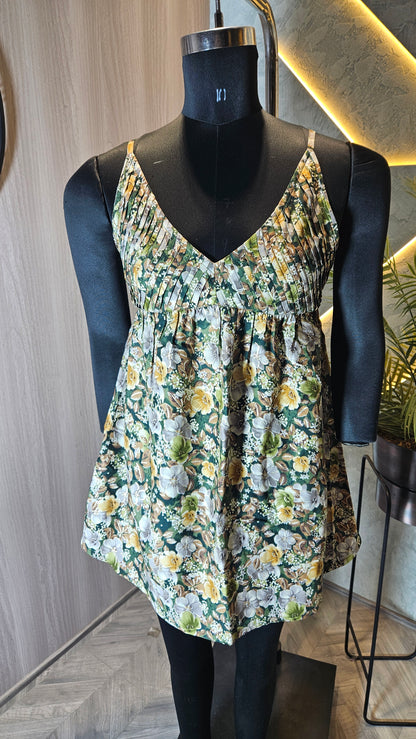 099-D-HOB Women's Floral Pleated Empire Waist Sleeveless Top – Made in India