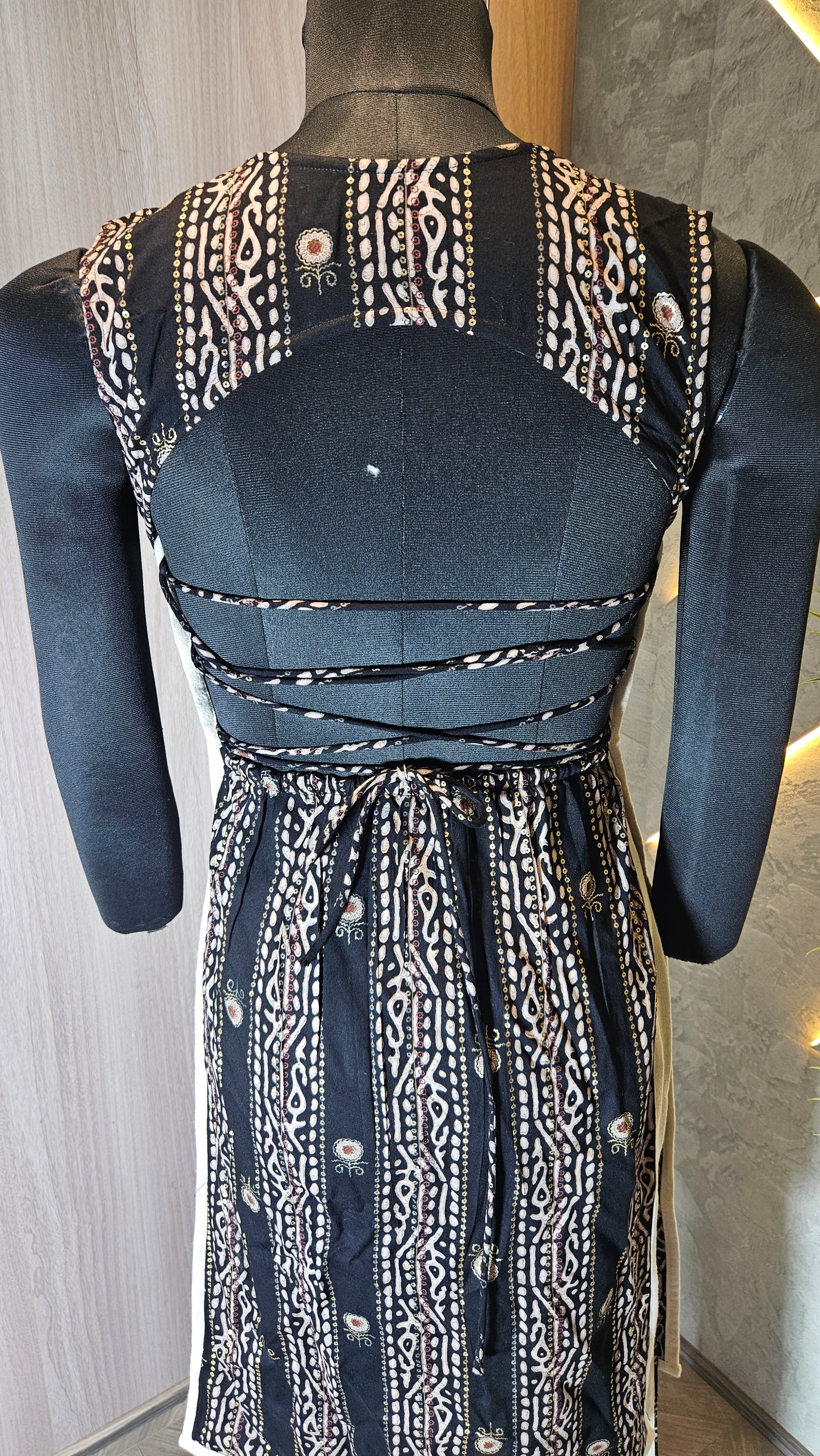 0127-C-HOB- Handcrafted Ethnic Black & Beige Kurti Set- Made in India